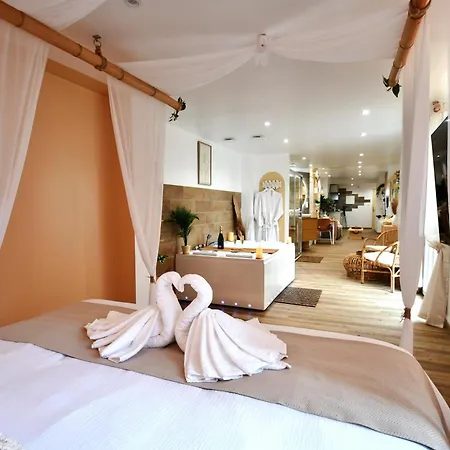 La Gioya - Room, Jacuzzi, Baldaquin Apartment