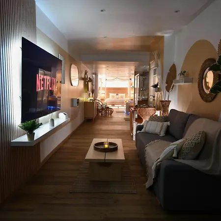 La Gioya - Room, Jacuzzi, Baldaquin Ла-Сейн-сюр-Мер