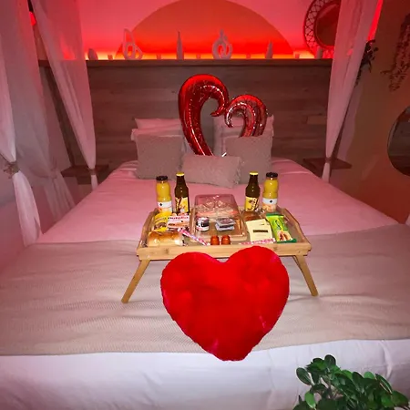 La Gioya - Room, Jacuzzi, Baldaquin Апартаменты *